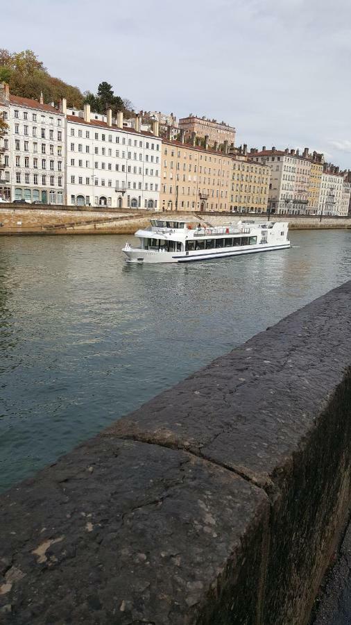 Le Saint-Georges Lägenhet Lyon Exteriör bild